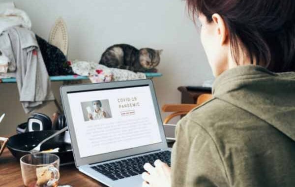 membuat artikel opini