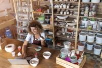 5 Bisnis Kecil Menguntungkan Saat Musim Penghujan