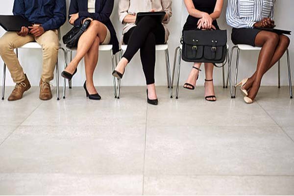 Melakukan Recruitment