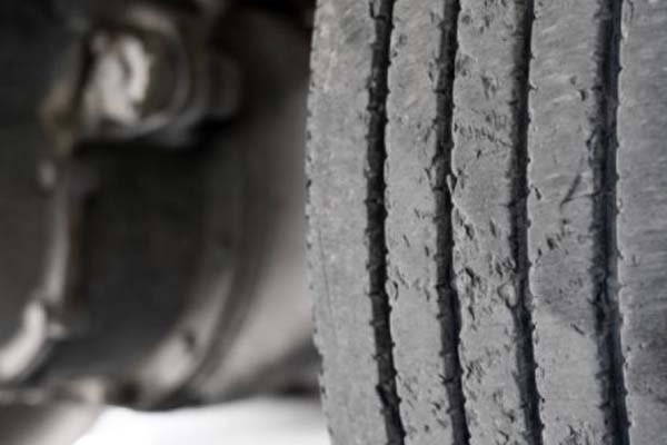 Mengapa Ban Menjadi Gundul