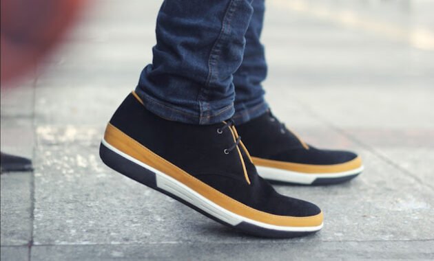 5 Jenis Sepatu Casual Pria yang Cocok untuk Beragam Acara